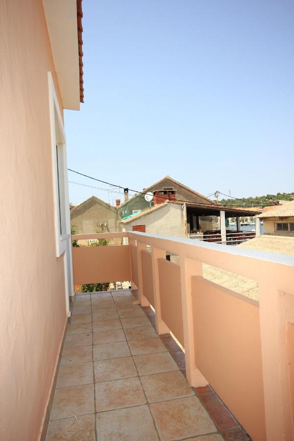 Apartments By The Sea Sali, Dugi Otok - 8121 Exteriér fotografie